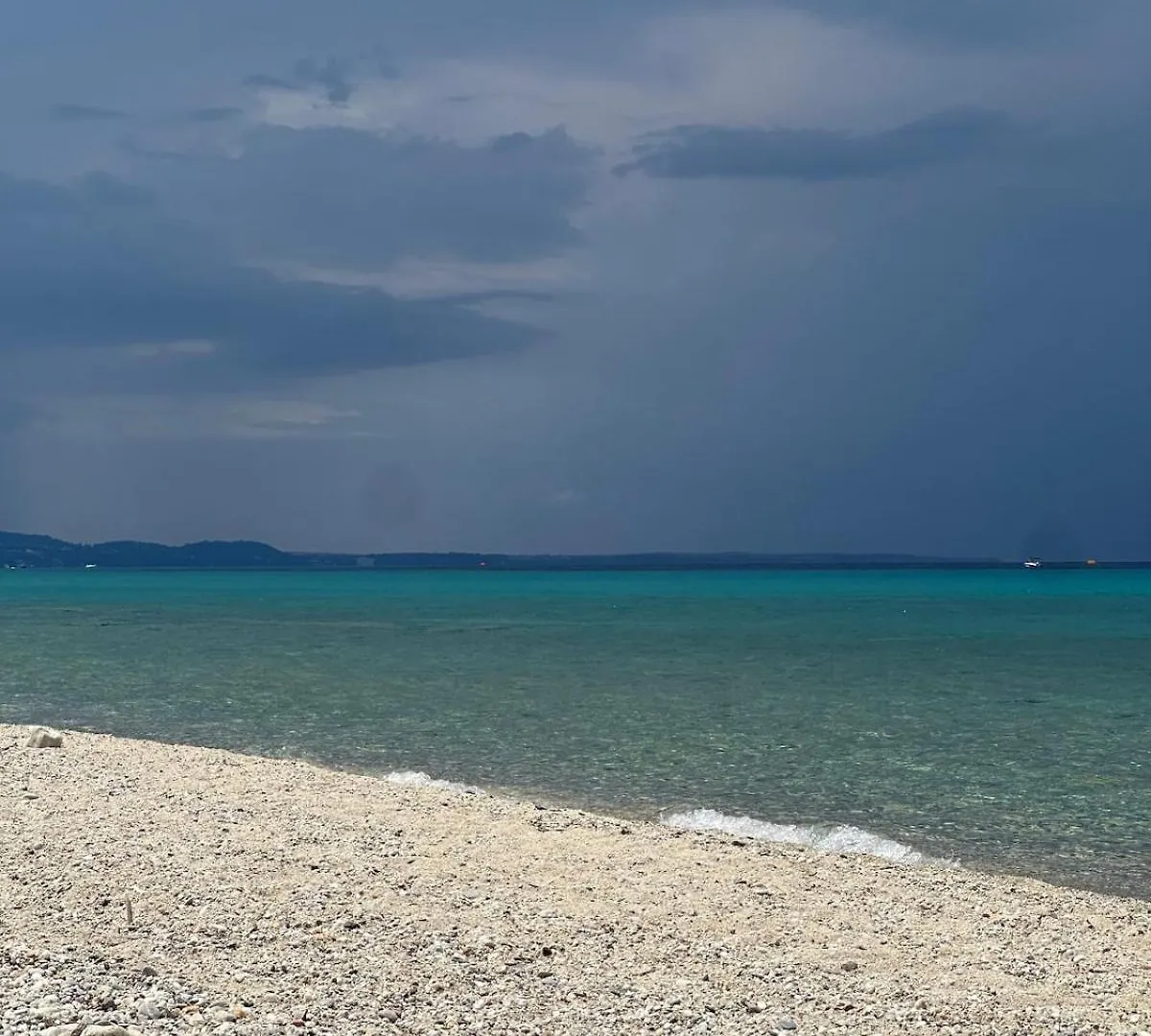 Beachfront Villa Galini 페프코초리