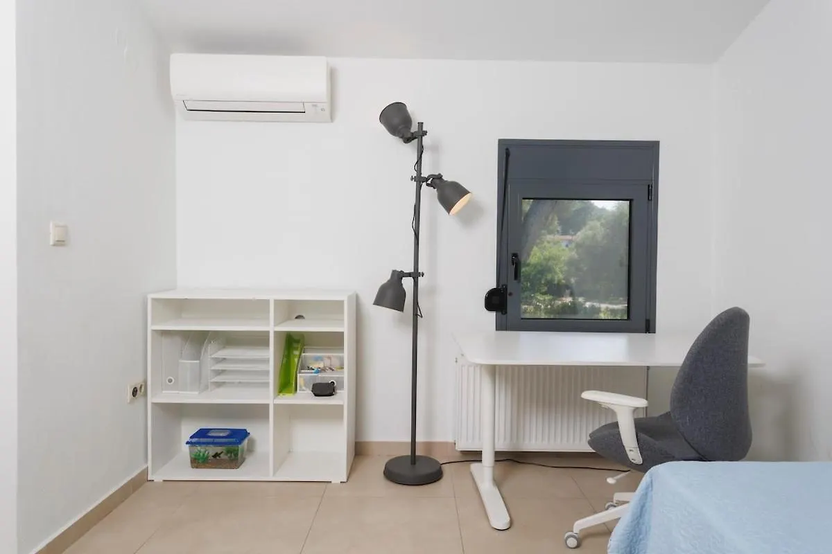 Beachfront Villa Galini 페프코초리